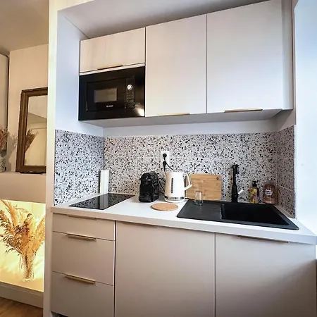 Le Petit Arth&m Ferrand