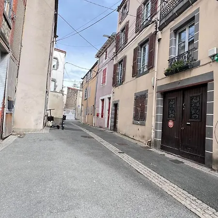 Апартаменты Le Petit Arth&m Ferrand *