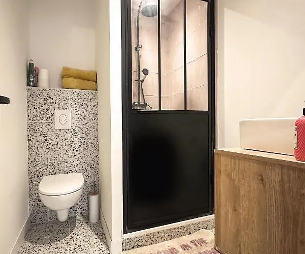 Le Petit Arth&m Ferrand * Клермон-Ферран